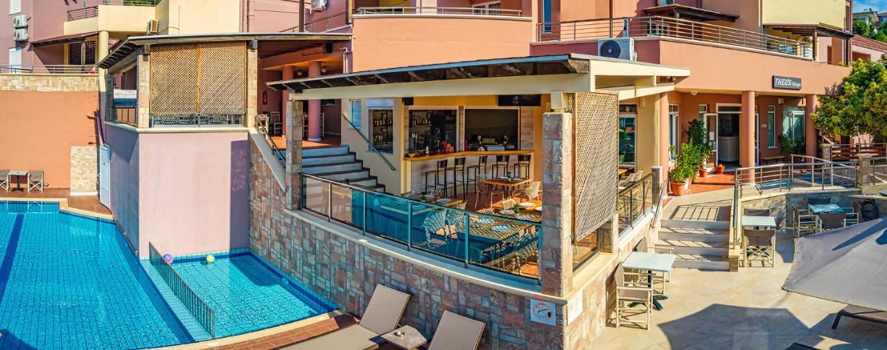 Theos Village Apartments カト・ダラトソ エクステリア 写真